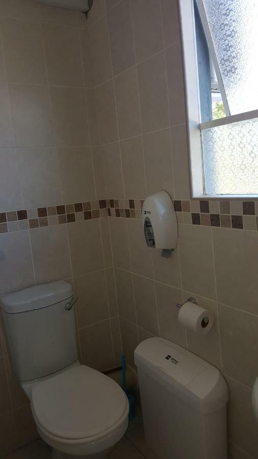 Silver Rest Guesthouse Mafikeng Exterior photo